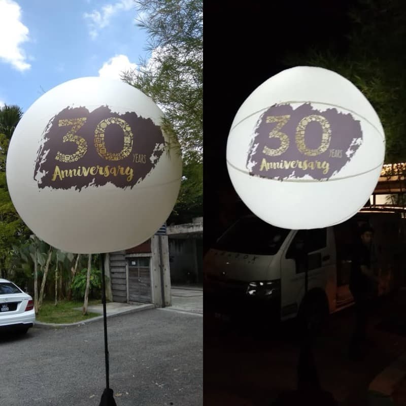 Lighted Balloon Stand