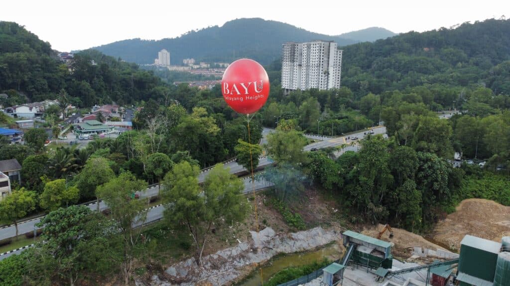 Bayu Selayang Heights Giant Advertising Balloons — photo 2