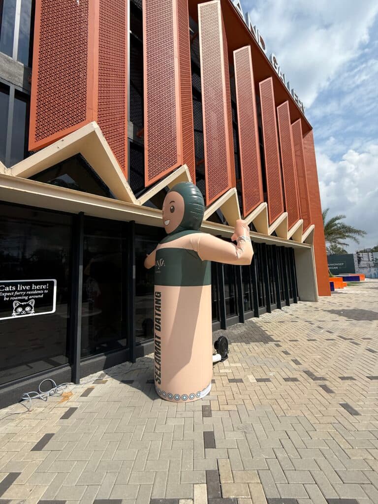 Custom Inflatable Dancing Mascot at Anja, Bangi — photo 6