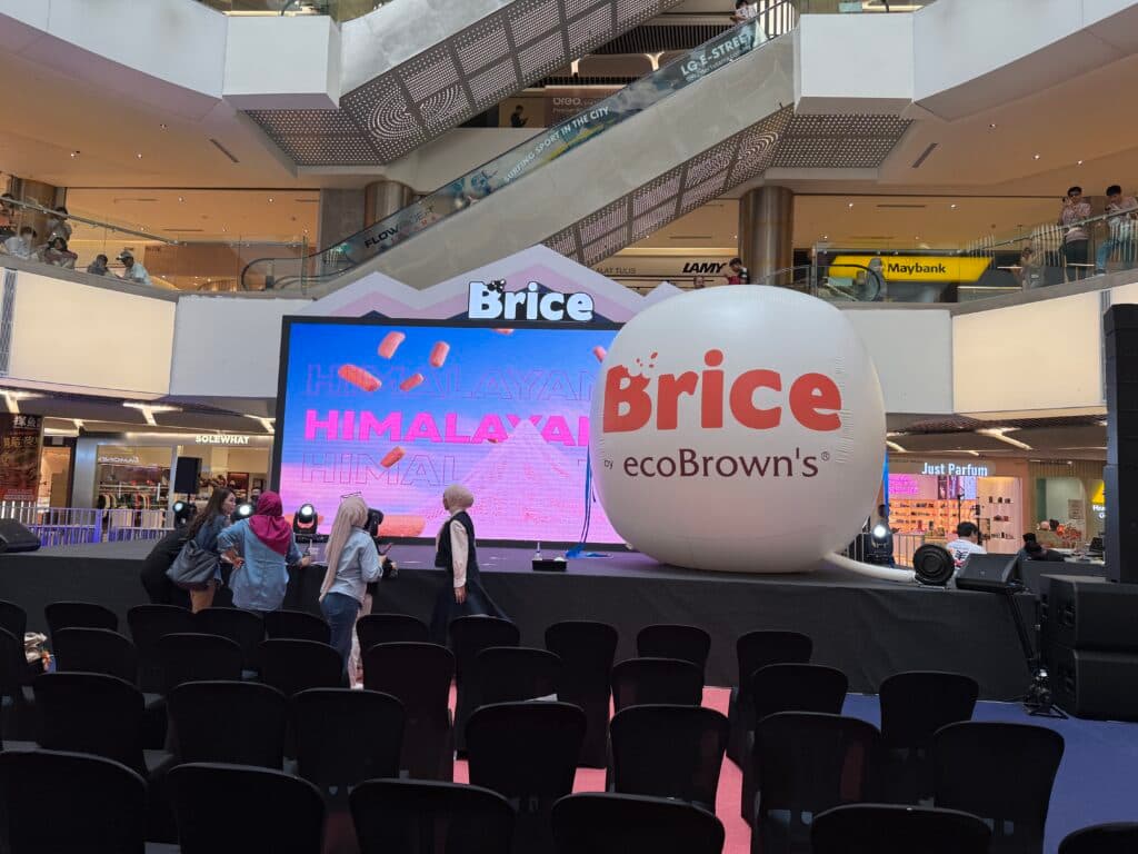 Eco Brown's Brice Balloon Launching Gimmick — photo 7