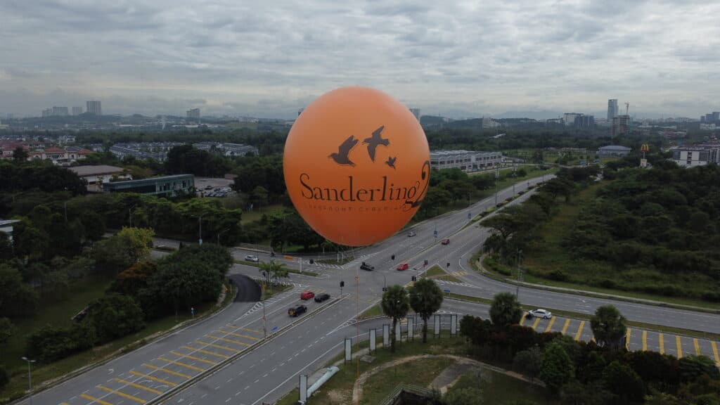 Giant Advertising Balloon at Avaland's Sanderling 2 Lakefront Cyberjaya — photo 5