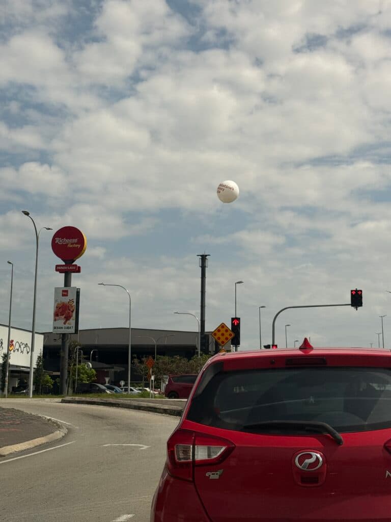 Giant Advertising Balloon at Christine's Bakery, Bangi Avenue — photo 6