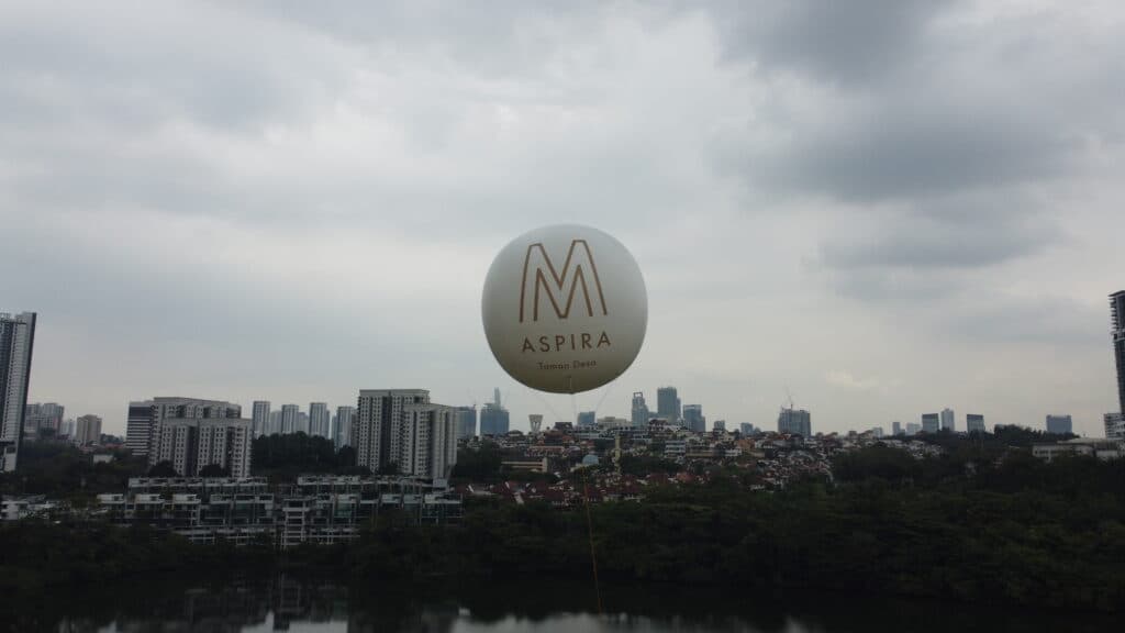 Giant Advertising Balloon at M Aspira, Taman Desa — photo 2