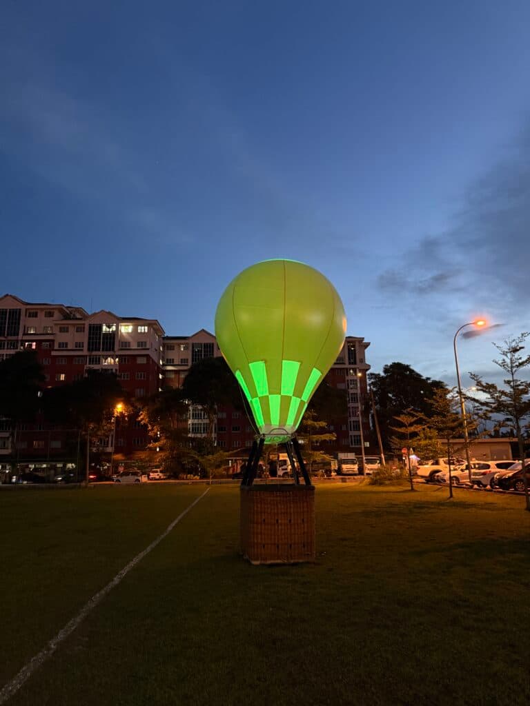 Helium Hot Air Balloon Replica — photo 1