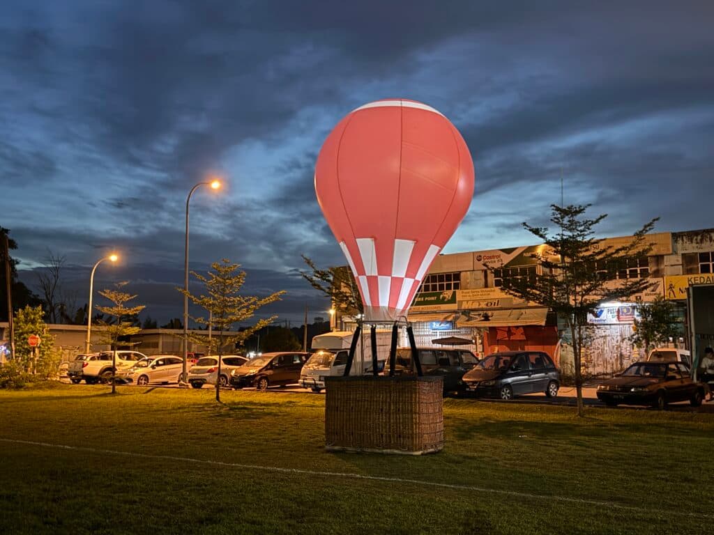 Helium Hot Air Balloon Replica — photo 4