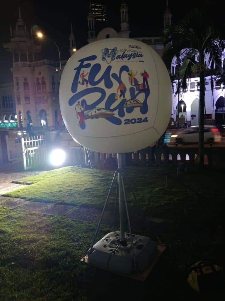 KTMB Keretapi Tanah Melayu Lighted Balloon Stands — photo 7