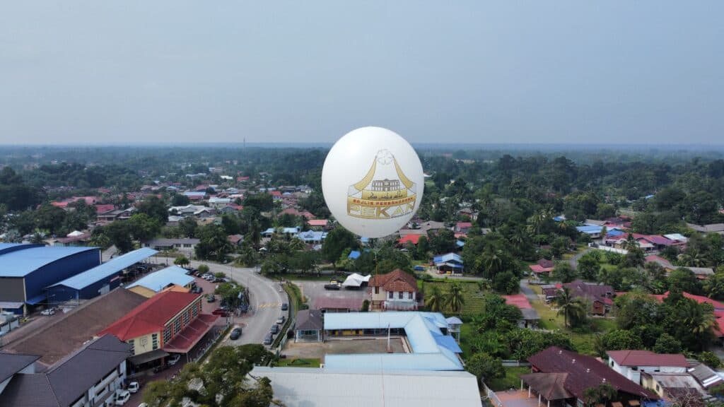 Majlis Perbandaran Pekan Giant Balloon — photo 3