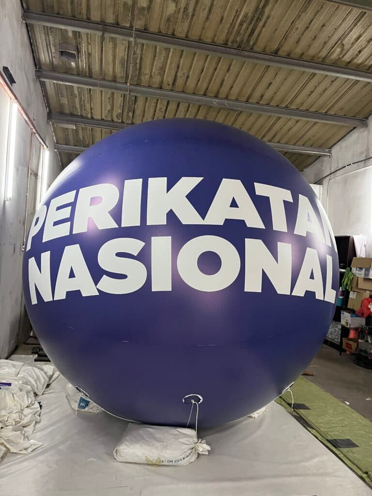 Malaysia General Election Giant Balloons — photo 3