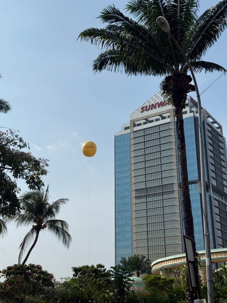 Mr. DIY Giant Advertising Balloon at Sunway Pyramid — photo 2