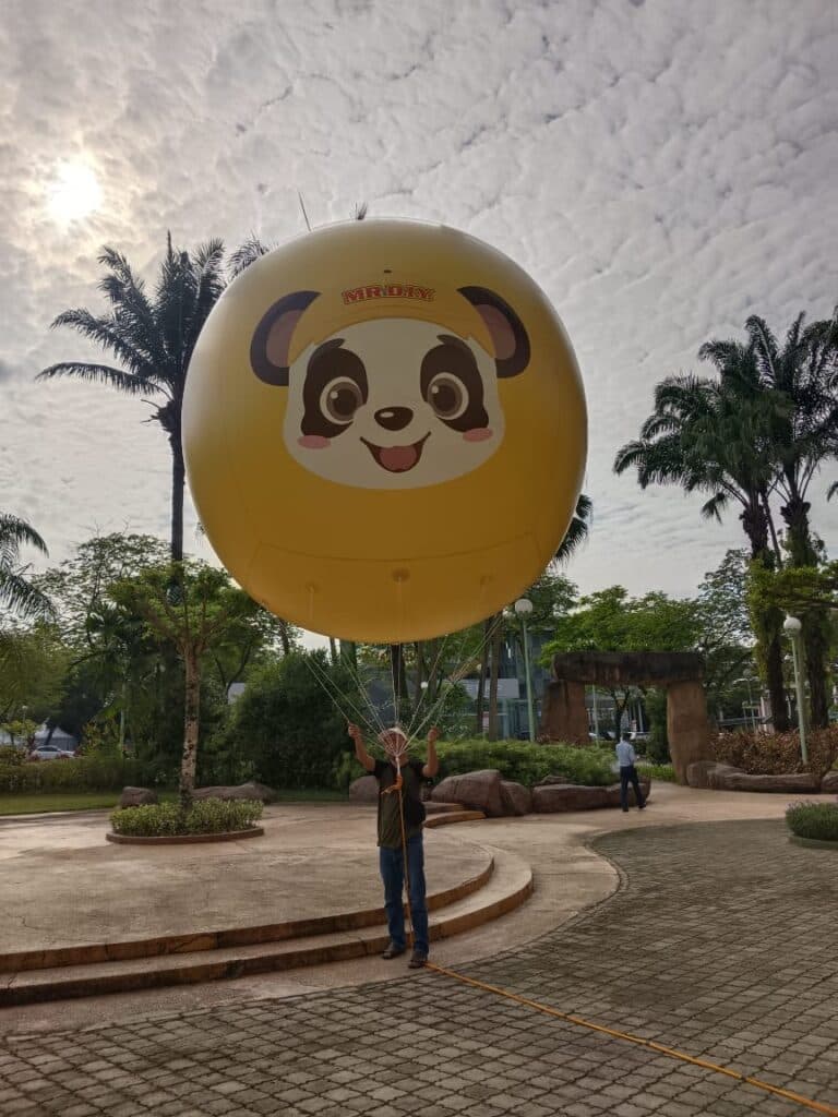 Mr. DIY Giant Advertising Balloon at Sunway Pyramid — photo 9