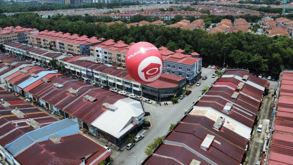 ProppyApp Advertising Balloons at Bandar Puteri, Puchong — photo 5