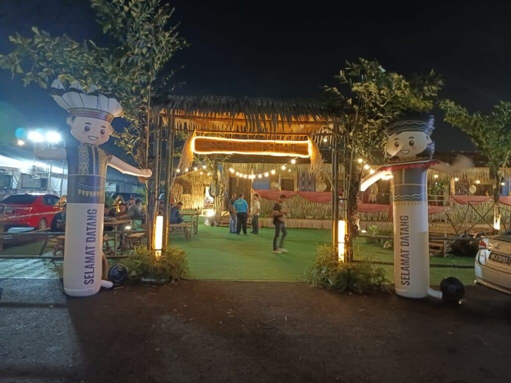 Sambutan Minggu Perpaduan Inflatable Dancer — photo 5