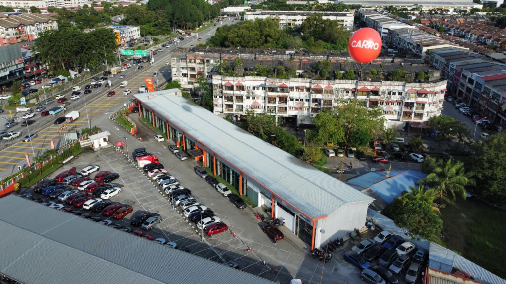 Carro Custom Printed Inflatable Arch and Giant Balloon — photo 6