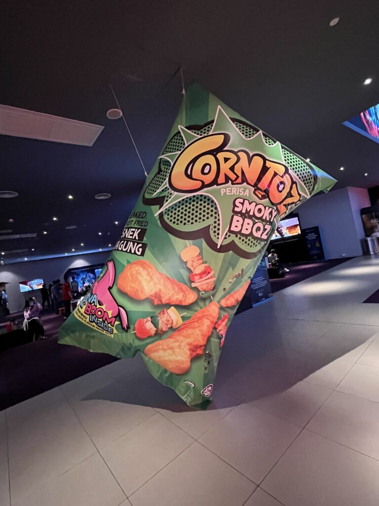 Corntoz Snacks Inflatable Replica Display — photo 2