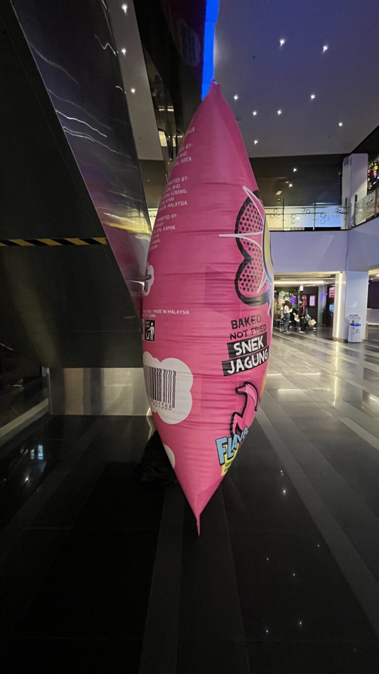 Corntoz Snacks Inflatable Replica Display — photo 3