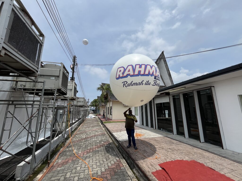 Giant Balloon Program MADANI Rakyat — photo 1