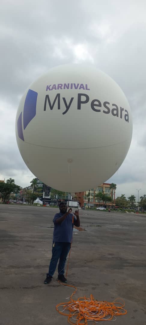 Belon Gergasi dan Sky Dancers di Karnival MyPesara Johor Bahru — photo 6