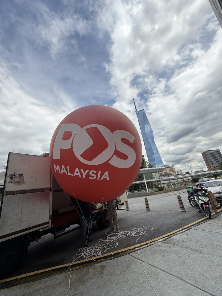 Belon Gergasi untuk Pos Malaysia Run 2025 di Stadium Merdeka — photo 2