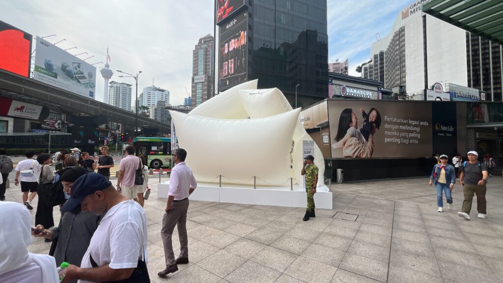 Ikea Pillow Inflatable Replica — photo 3