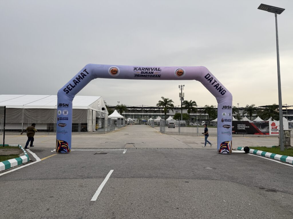 Gerbang Tiup di Karnival Sukan Permotoran BOSS Sepang 2025 — photo 2