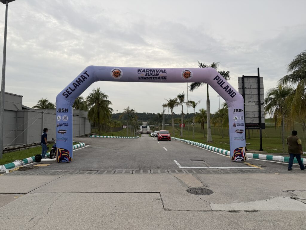 Gerbang Tiup di Karnival Sukan Permotoran BOSS Sepang 2025 — photo 5