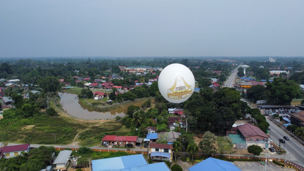 Majlis Perbandaran Pekan Giant Balloon — photo 1