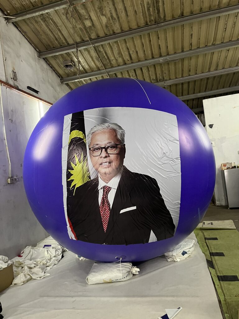 Malaysia General Election Giant Balloons — photo 11