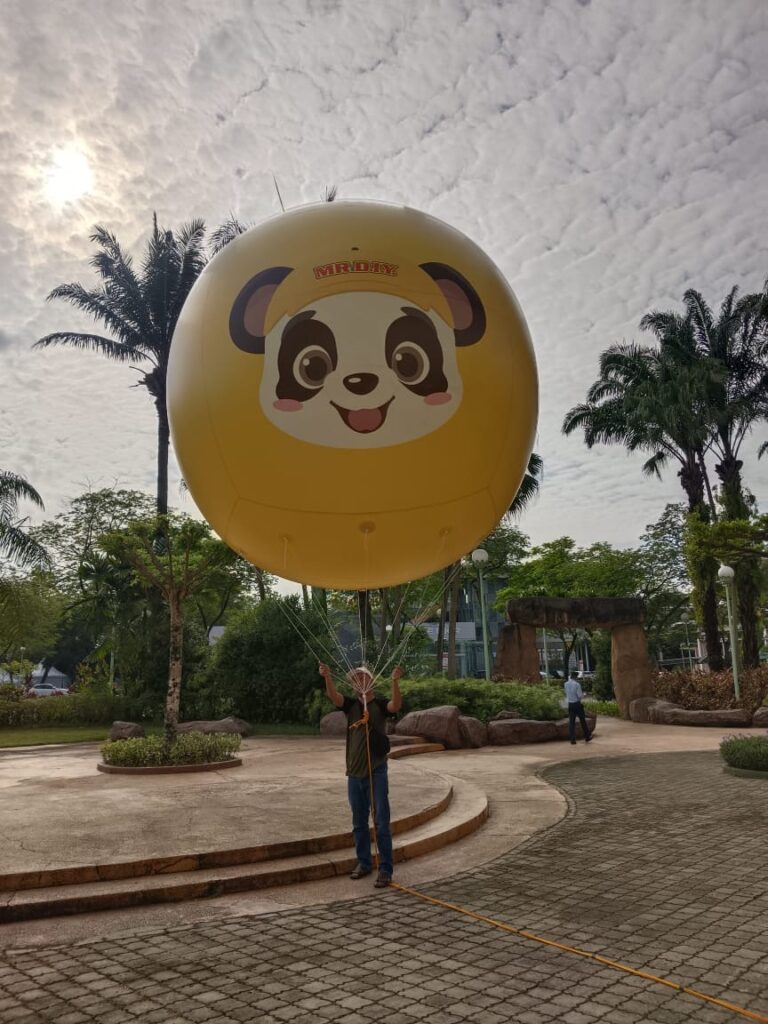 Belon Pengiklanan Gergasi Mr. DIY di Sunway Pyramid — photo 9