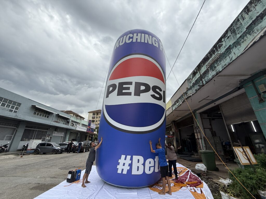 Tin Belon Pepsi Cola di Kuching, Sarawak — photo 7