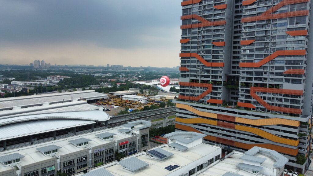 ProppyApp Advertising Balloons at Bandar Puteri, Puchong — photo 3