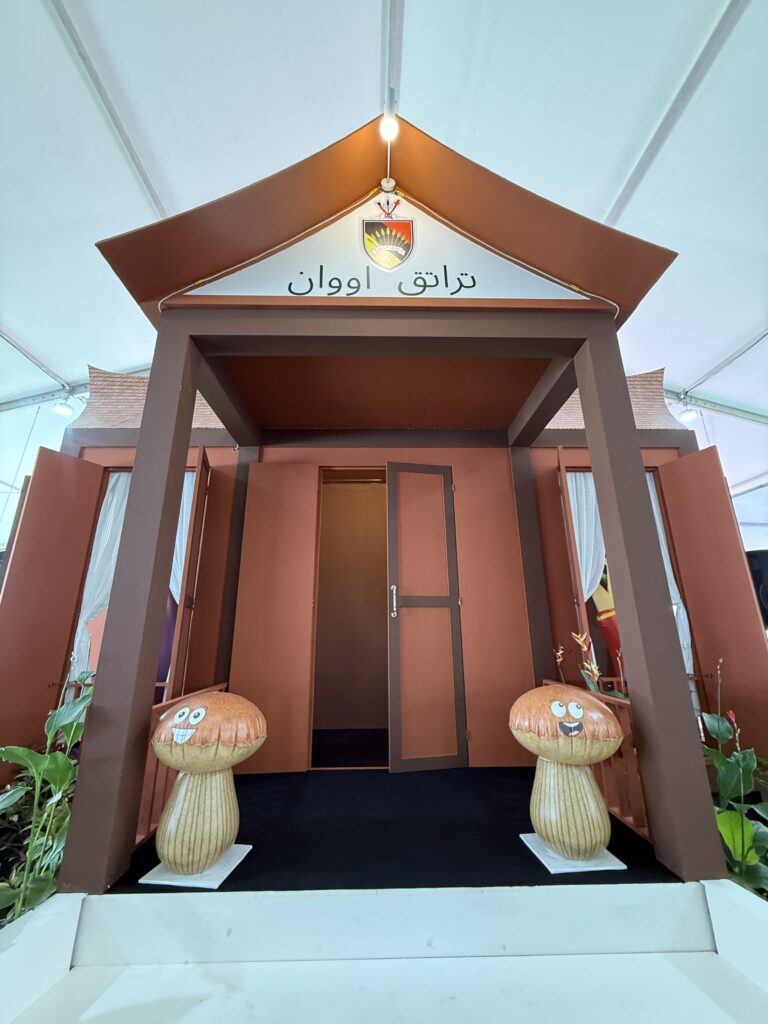 Replika Inflatable Sayur-sayuran di NS Fest 2025 di Nilai, Negeri Sembilan — photo 4