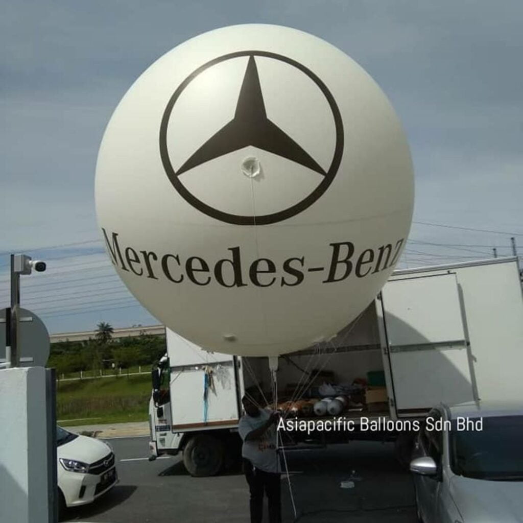 Giant Advertising Balloons — photo 14