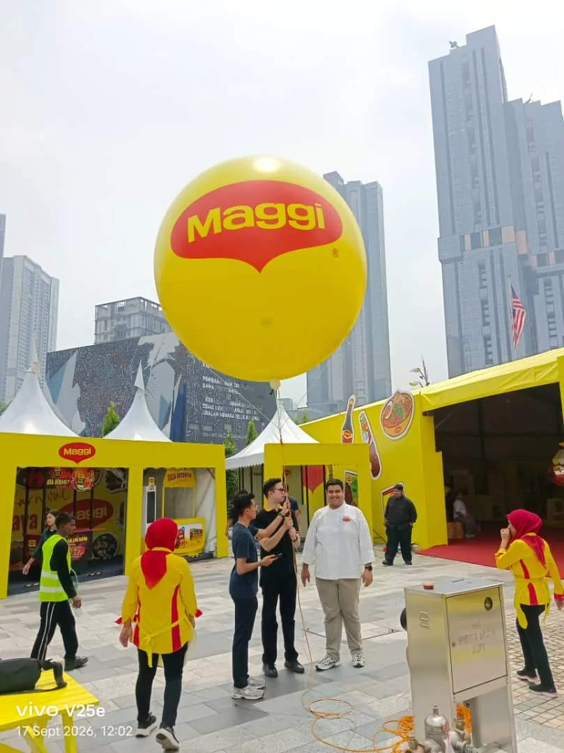 7ft Lit Giant Helium Balloon for Maggi's Keretapi Sarong 2026 at TRX