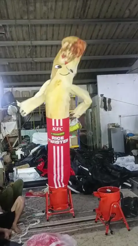 Patung Angin KFC Rice Twister Tempahan Khas untuk Pelancaran Produk — photo 3