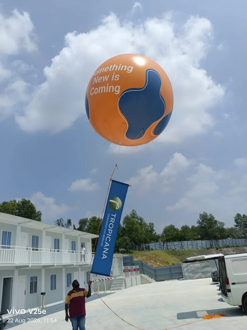Belon Iklan Gergasi Cetakan Tersuai untuk Tropicana Avan, Cyberjaya — photo 1