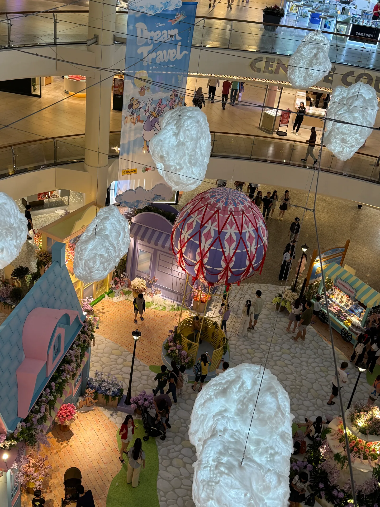 Hot Air Balloon Replica at Mid Valley Megamall's Disney Dream Travel — photo 7