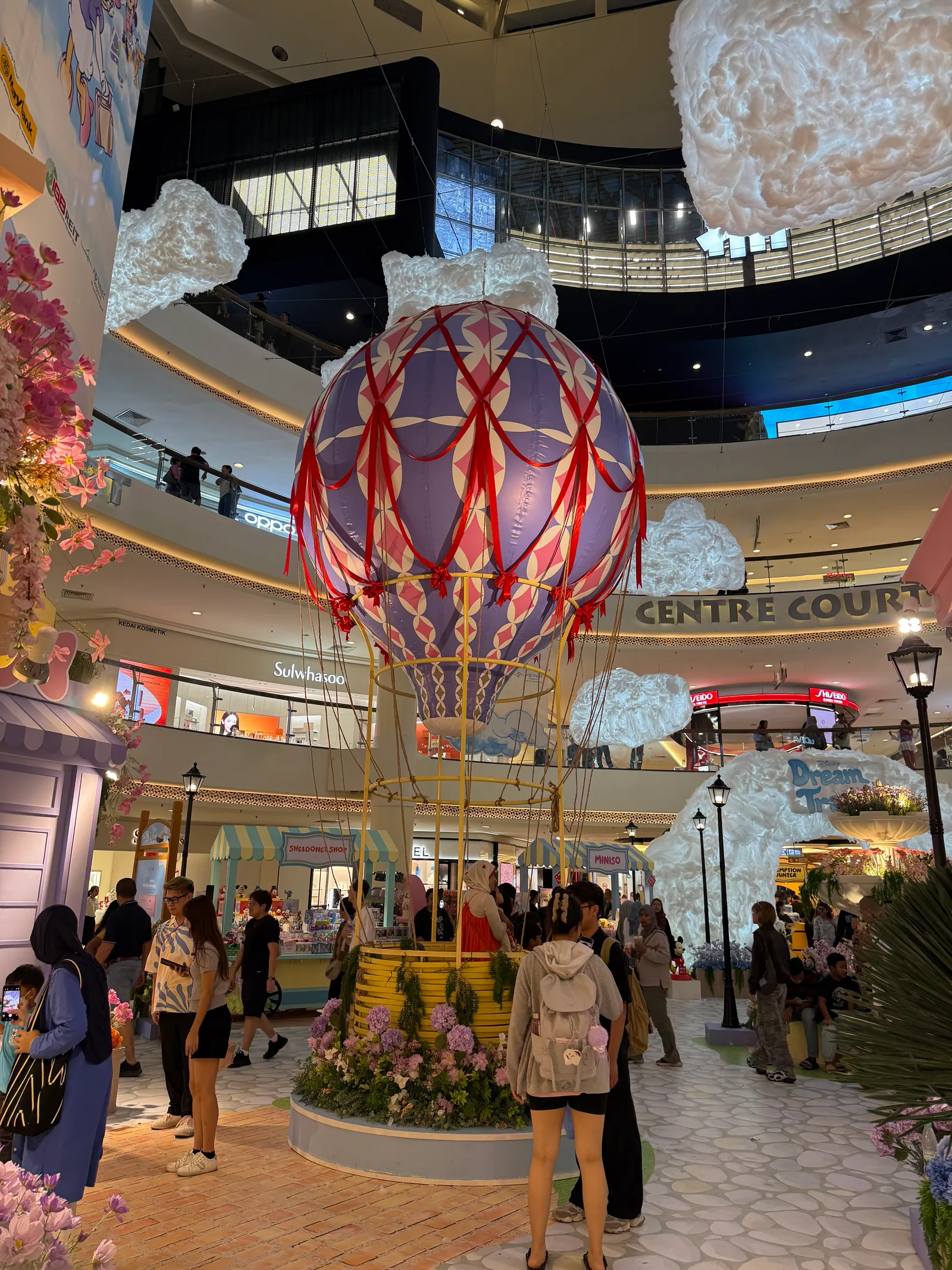 Hot Air Balloon Replica at Mid Valley Megamall's Disney Dream Travel — photo 5
