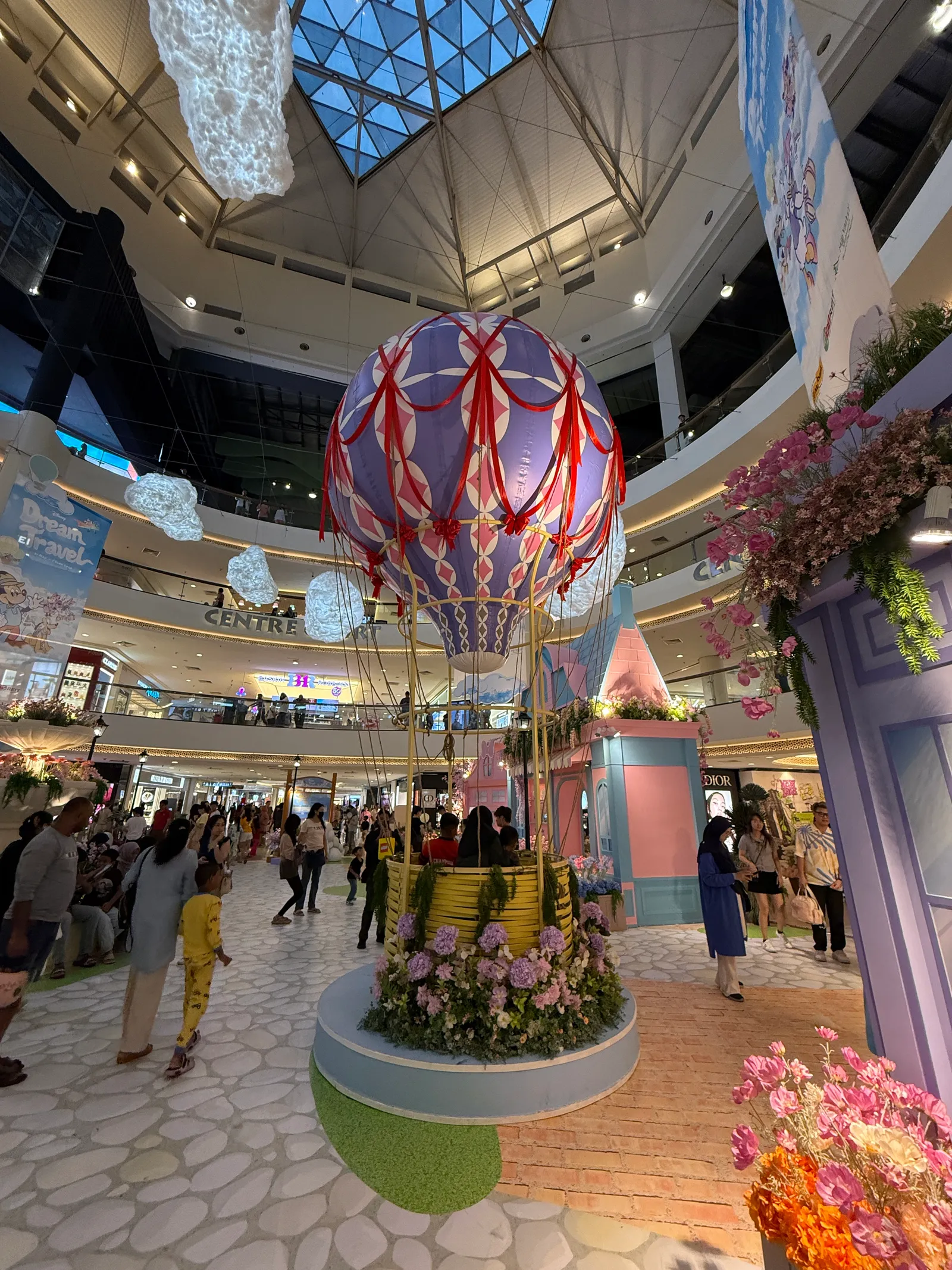 Hot Air Balloon Replica at Mid Valley Megamall's Disney Dream Travel — photo 3