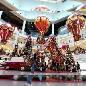 Hanging Hot Air Balloon Replica