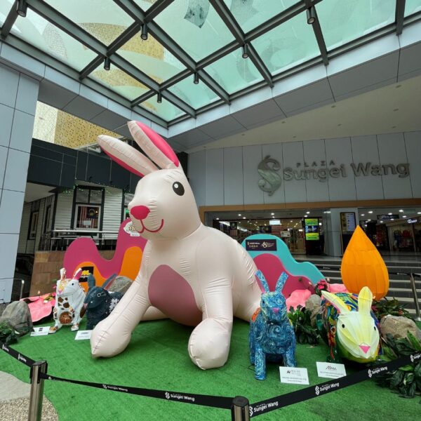 Rabbit Shaped Inflatable Replica