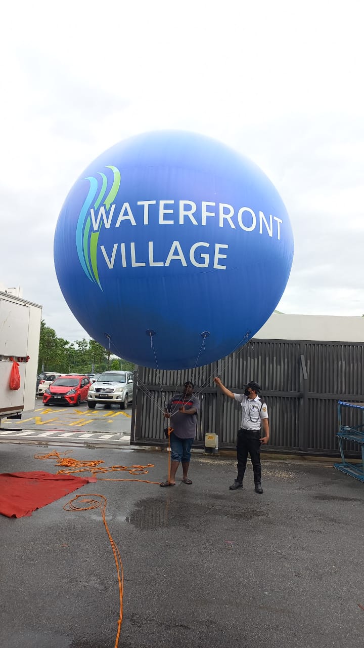 Luge Blimp and 7 Advertising Balloons at Gamuda Gardens