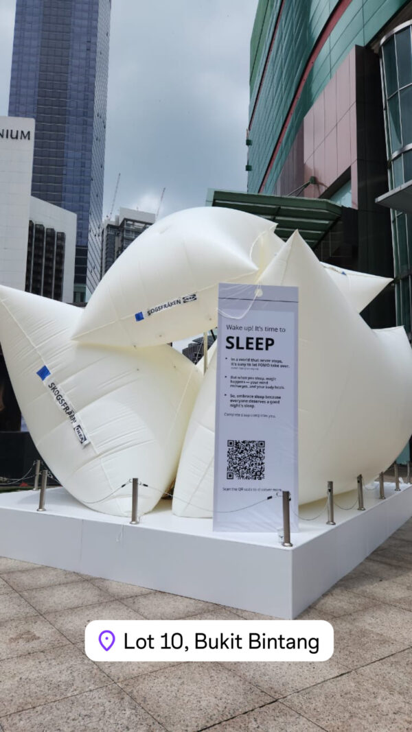 Giant Pillow Inflatable Replica - 图片 6