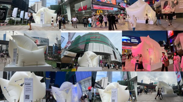 Giant Pillow Inflatable Replica - 图片 2