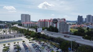 Giant Advertising Balloon for DeRUCCI at the Big Home Expo (23–26 Oct) in Stadium Bukit Jalil. Giant Advertising Balloon for DeRUCCI at the Big Home Expo (23–26 Oct) in Stadium Bukit Jalil.